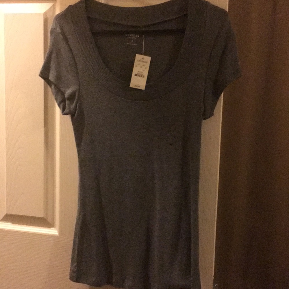 NWT gray express top